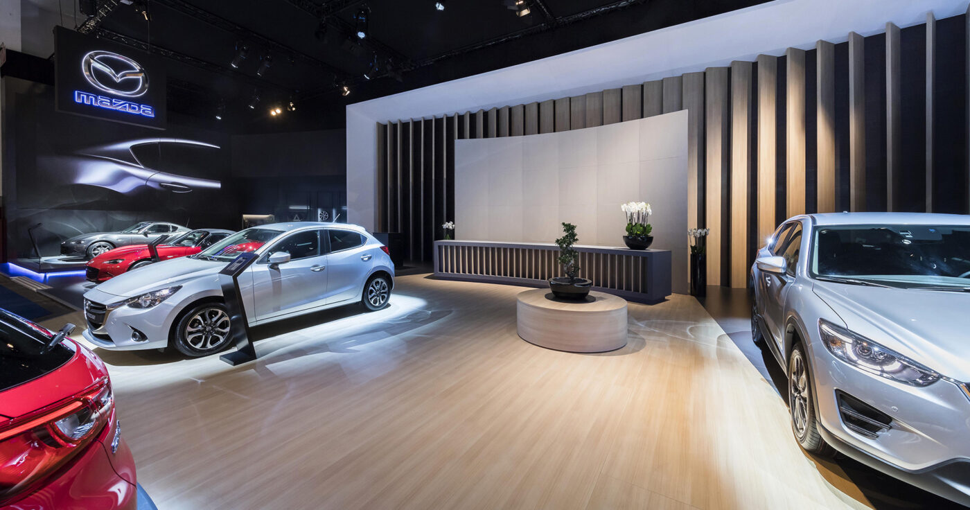Interieur standenbouw Autosalon 2017 Brussel Mazda 2