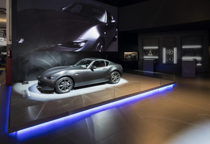 Interieur standenbouw Autosalon 2017 Brussel Mazda 3