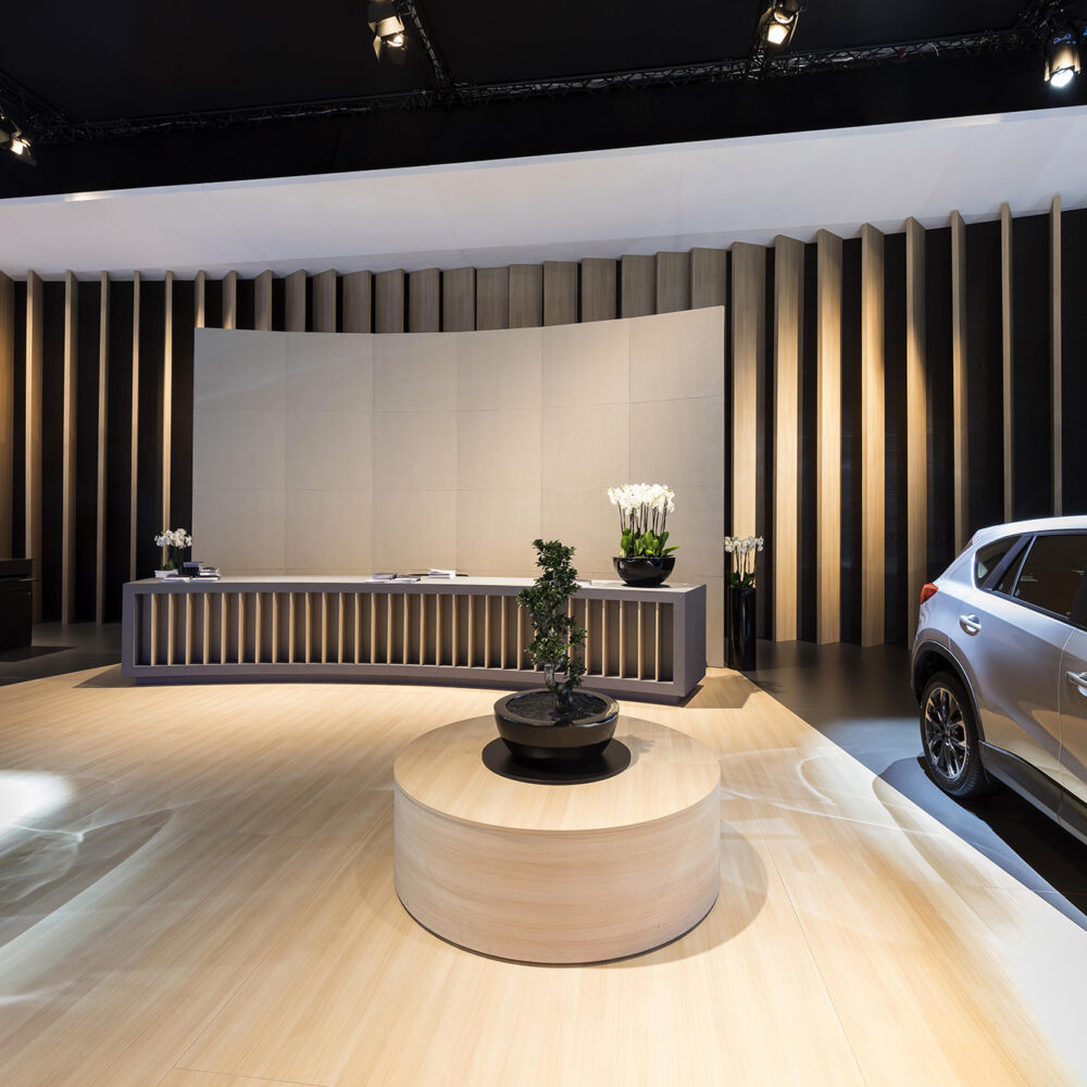Interieur standenbouw Autosalon 2017 Brussel Mazda 6