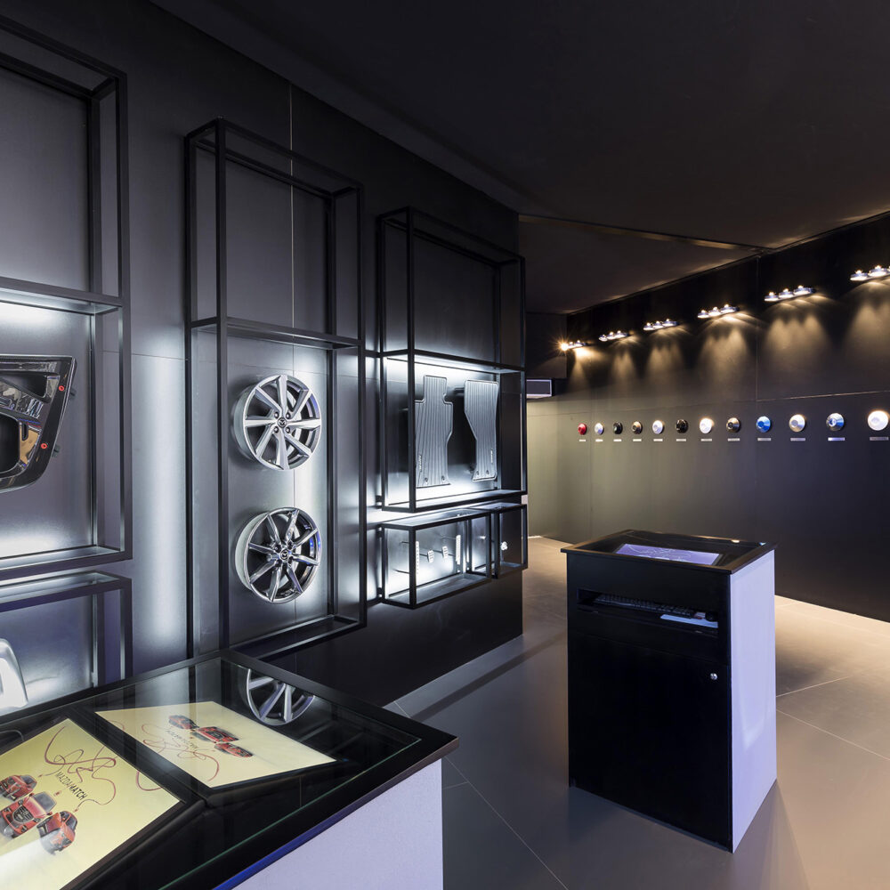 Interieur standenbouw Autosalon 2017 Brussel Mazda 7