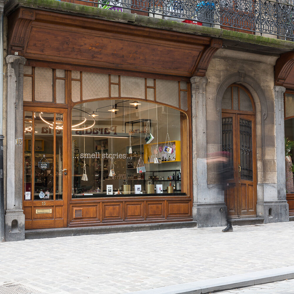 Winkelinrichting Brussel - Winkelinterieur - Inrichting parfumerie winkel Smell Stories