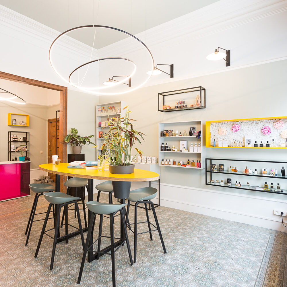 Winkelinrichting Brussel - Winkelinterieur - Inrichting parfumerie winkel Smell Stories