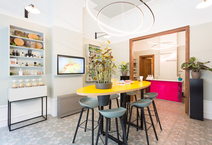 Winkelinrichting Brussel - Winkelinterieur - Inrichting parfumerie winkel Smell Stories