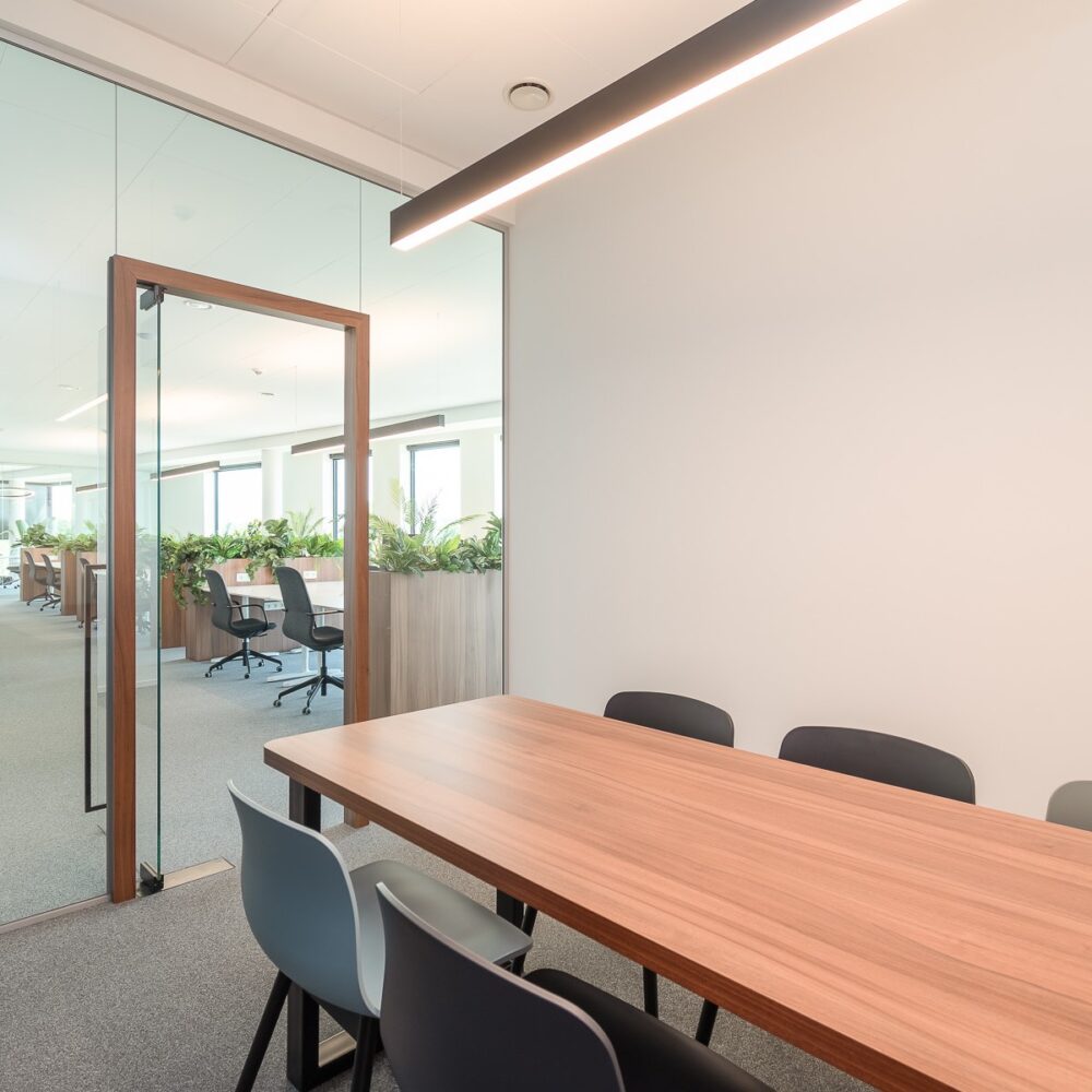 Kantoorinrichting Leuven - Inrichting bureau Acumen - Interieurarchitecten - Froyen & Zeitler