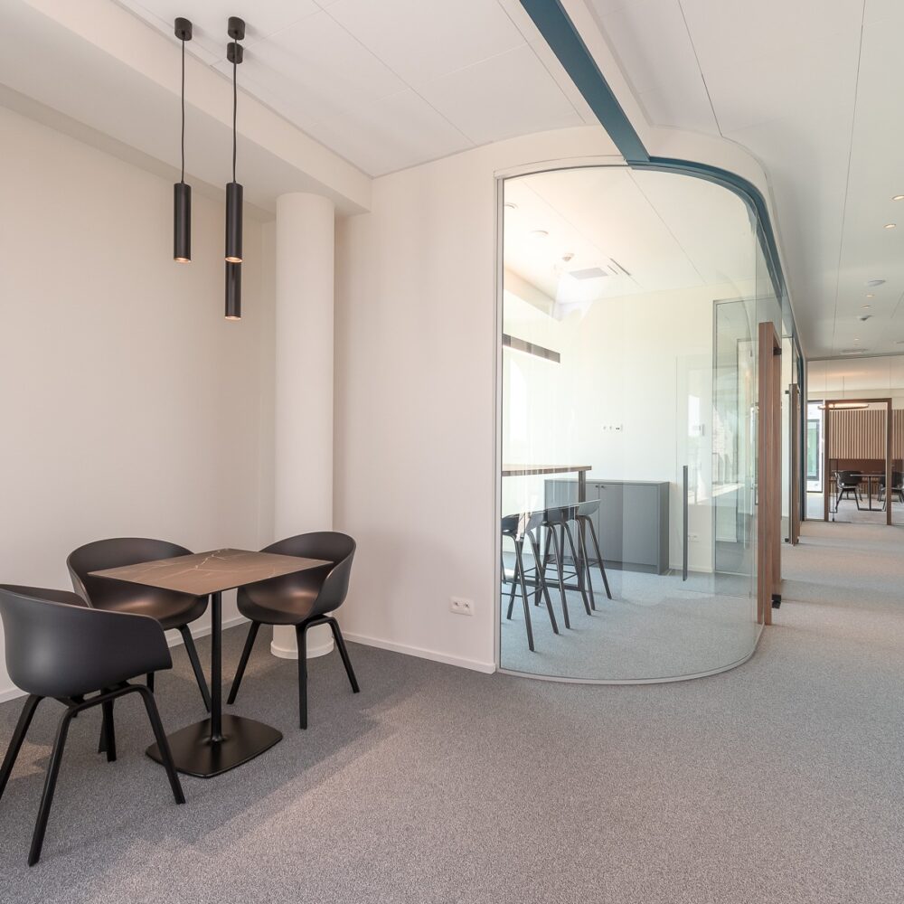 Kantoorinrichting Leuven - Inrichting bureau Acumen - Interieurarchitecten - Froyen & Zeitler