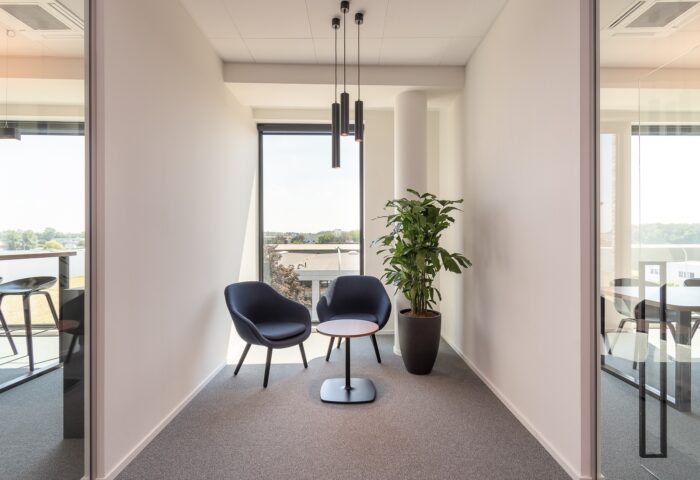 Kantoorinrichting Leuven - Inrichting bureau Acumen - Interieurarchitecten - Froyen & Zeitler