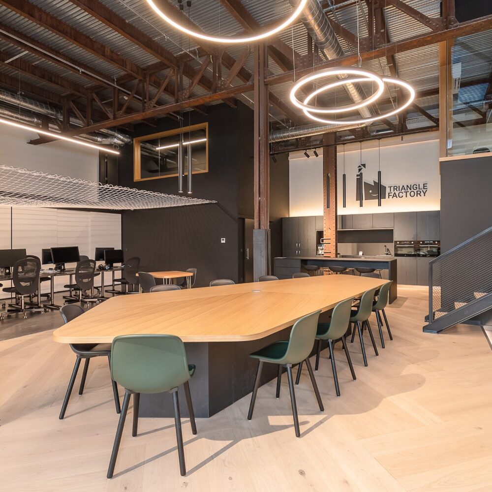 Kantoorinrichting Interieurarchitectuur Triangle Factory Gent