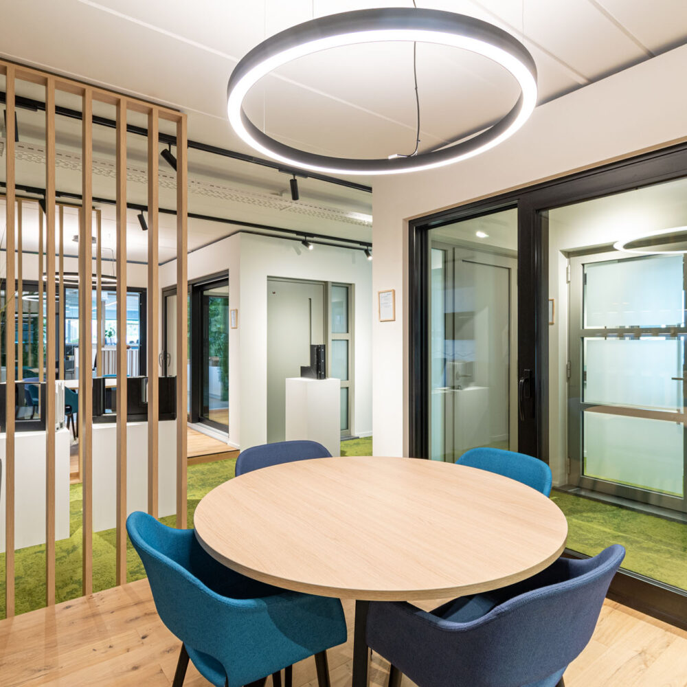 Kantoorinrichting - Interieurarchitectuur - Retail Design - winkelinrichting - Showrooms - Group-Vrebos