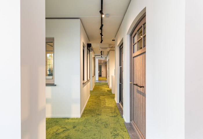 Kantoorinrichting - Interieurarchitectuur - Retail Design - winkelinrichting - Showrooms - Group-Vrebos
