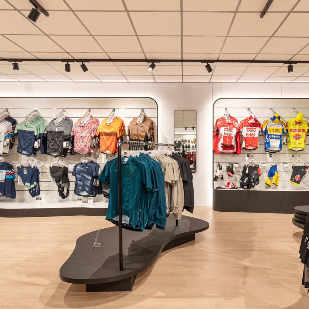 Winkelinrichting Roeselare, Froyen-Zeitler, Vermarc sportkleding