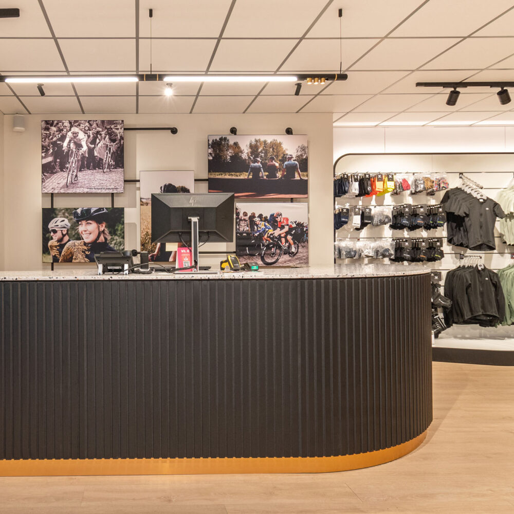 Winkelinrichting Roeselare, Froyen-Zeitler, Vermarc sportkleding