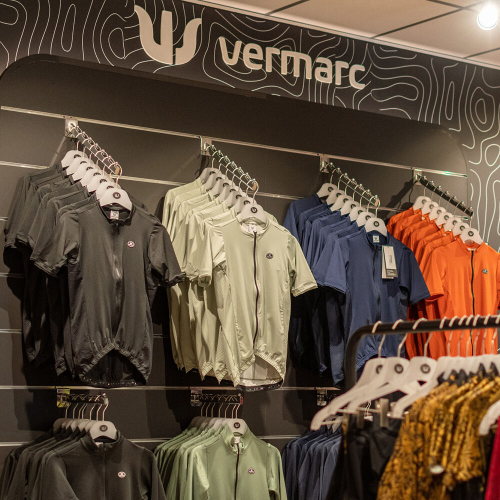 Winkelinrichting Roeselare, Froyen-Zeitler, Vermarc sportkleding