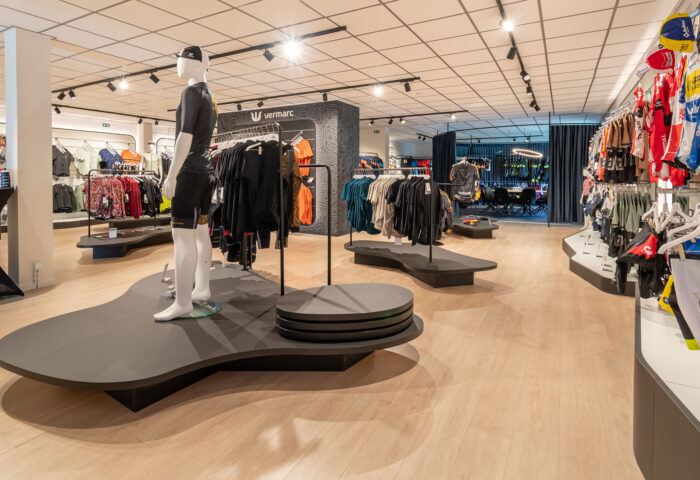 Winkelinrichting Roeselare, Froyen-Zeitler, Vermarc sportkleding