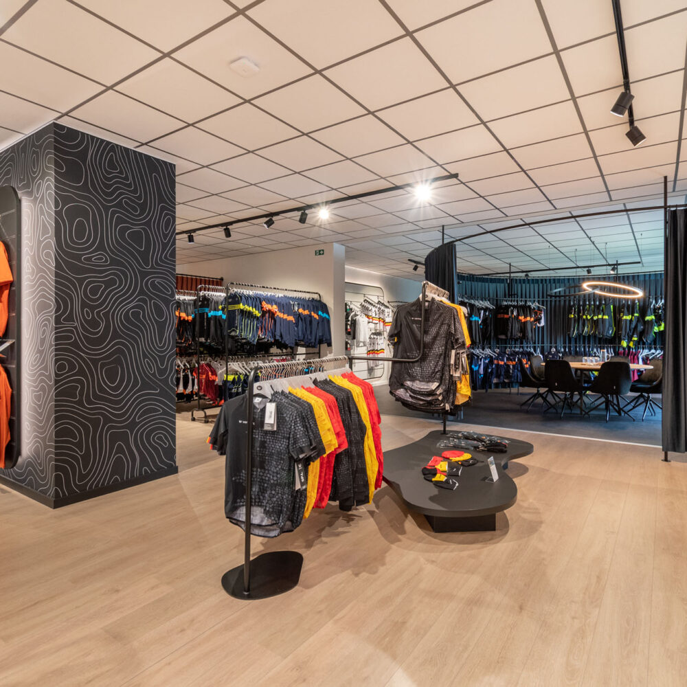 Winkelinrichting Roeselare, Froyen-Zeitler, Vermarc sportkleding