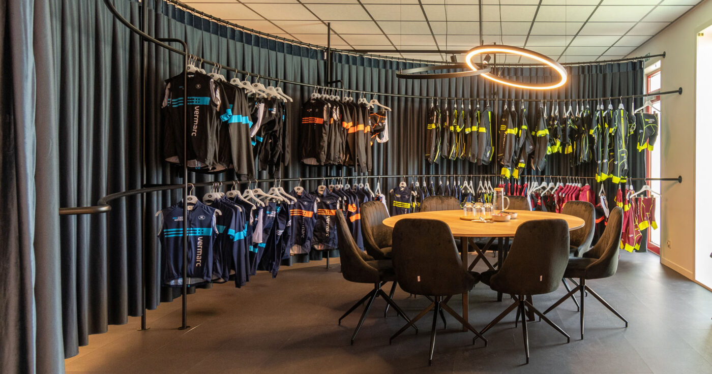 Winkelinrichting Roeselare, Froyen-Zeitler, Vermarc sportkleding