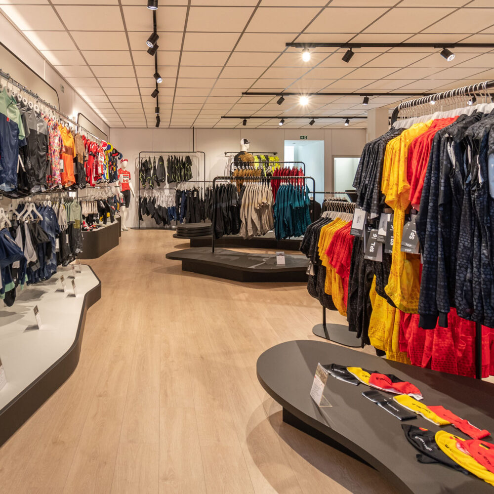 Winkelinrichting Roeselare, Froyen-Zeitler, Vermarc sportkleding