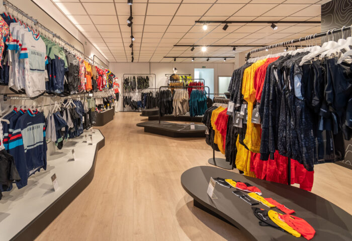 Winkelinrichting Roeselare, Froyen-Zeitler, Vermarc sportkleding
